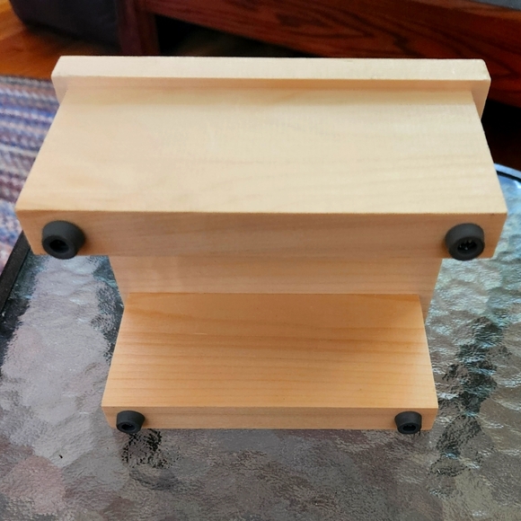 Solid Wood Stand for use with a Pampered Chef Apple Peeler Corer Slicer - Picture 2 of 9